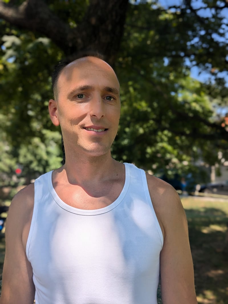 Simon, auteur d'EUHM